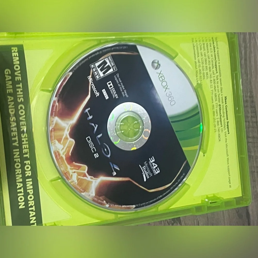 Halo 4 Xbox 360 Complete 2-Disc Set Microsoft Studios No Manual